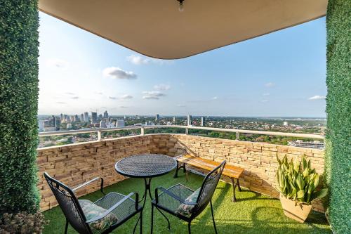 Un balcón o terraza en Gorgeous Apartment in Asunción