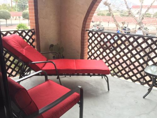 Μπαλκόνι ή βεράντα στο Casas Adobes condo
