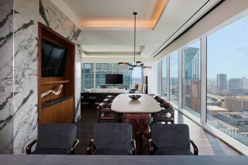 JW Marriott Dallas Arts District Image