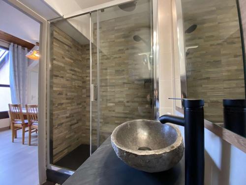 Photo de la galerie de l'établissement Duplex rénové pour 6 pers avec loggia, proche pistes - FR-1-342-311, à Beaufort