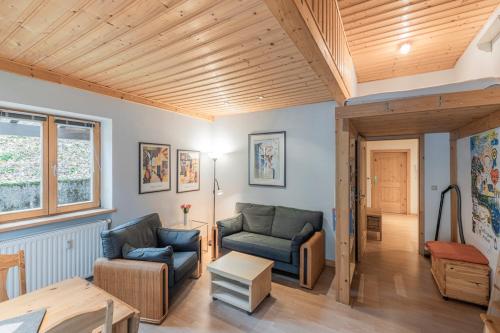 Χώρος καθιστικού στο Apartment Auszeit - mitten im Ski- und Wandergebiet Spitzingsee