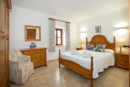 Owl Booking Villa Can Bandera - Rustic Stay