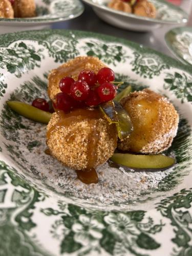 Mad på pensionatet eller i nærheden