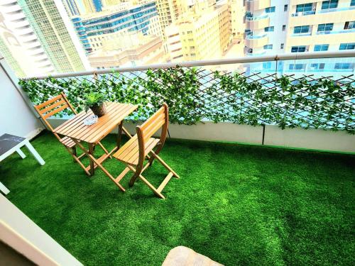 Diamond Marina inn, Offers Spacious Apartment 5 min Walk To JBR Beach And METRO