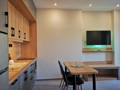 Gallery image of Sera-Nata Superior Suites in Nikiti