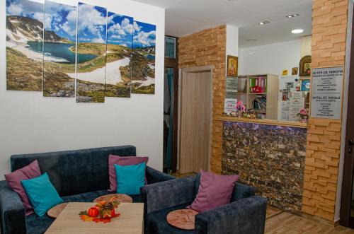 Ruang duduk di Sveti Nikola Family Hotel Sapareva Banya