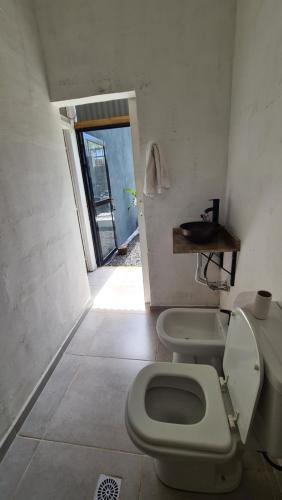 Un baño de Casa confortable con pileta para 2 personas - Rincón Posadas