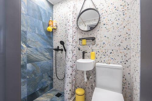 Tiny Apartment(12sqm) in Ilion close to Petroupoli
