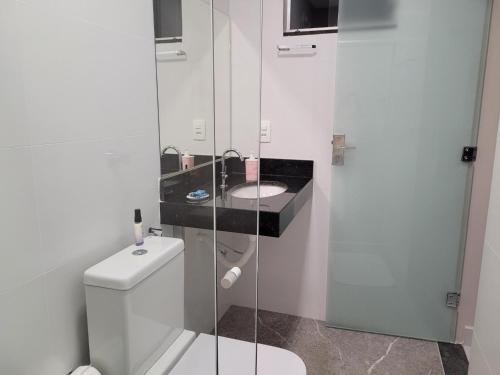 Ένα μπάνιο στο Flats Ipê