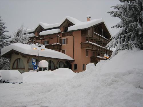 RESIDENCE SERRADA