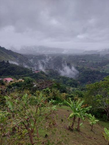 a view of auliculiculiculiculiculiculiculiculiculiculiculic at Cabaña Niraj in Cartago