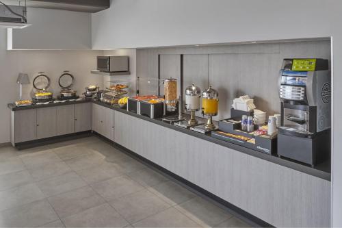 Кухня или мини-кухня в City Express Junior by Marriott Puebla Angelopolis
