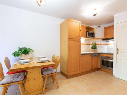 Appartement 4 pers à Vielle Aure avec piscine, parking, proche du centre et des remontées - FR-1-296-482