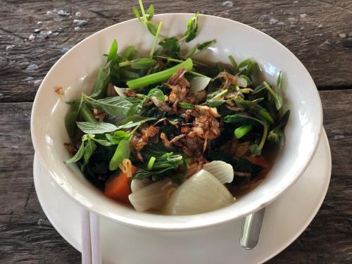 ホステルの敷地内または近くでの食事または食べ物