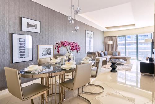 ALiving Supreme 3BR I Paramount Towers, Business Bay- 6104