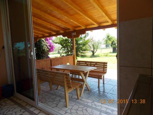 Αίθριο ή υπαίθριος χώρος στο Delfini Holiday Homes