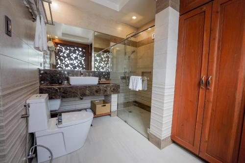 Koupelna v ubytování Highland Bali Villas, Resort and Spa