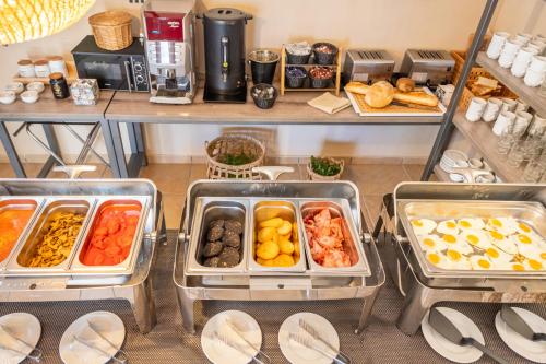 Makanan di atau berdekatan aparthotel ini