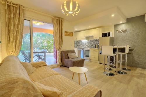 Η κουζίνα ή μικρή κουζίνα στο Havre de paix à deux pas du centre ville et de la plage