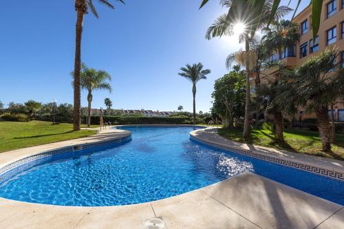 Spectacular Sea View Duplex - near Duquesea port, Manilva