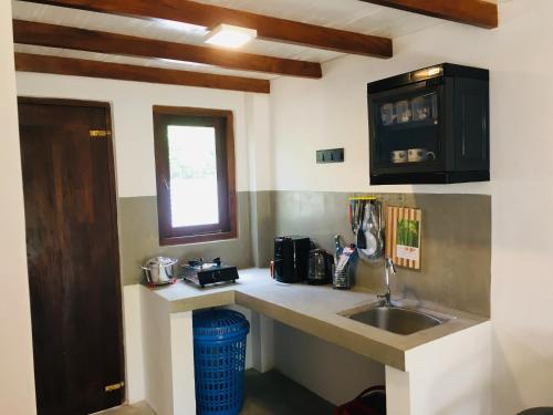 Μια τηλεόραση ή/και κέντρο ψυχαγωγίας στο LUMI CASA MIRISSA