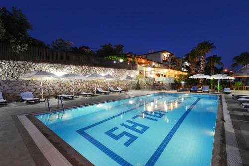 Patara Delfin Hotelの敷地内または近くにあるプール