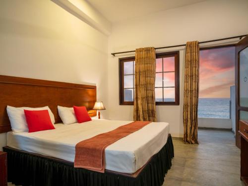 Sky Breeze Right On The Beach – Photos 2