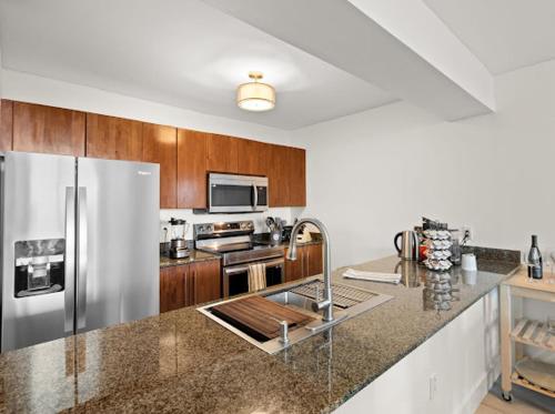 Brickell Luxe - Best Balcony - 32nd Fl - Luxe Waterfront & City Views - Furnished Balcony - Walk-Water-WiFi photo 25