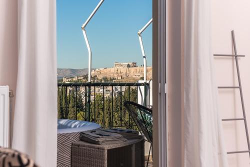 Amazing Acropolis View Penthouse Apartment With Jacuzzi