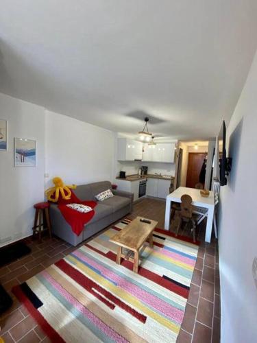 Katil atau katil-katil dalam bilik di Cozy apartment near the slopes