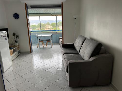 Photo de la galerie de l'établissement Studio la ciotat vue mer avec garage, à La Ciotat