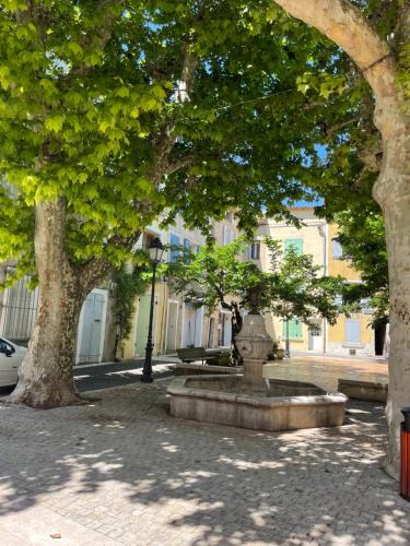 Afbeelding uit fotogalerij van La Casa Lola in Rians