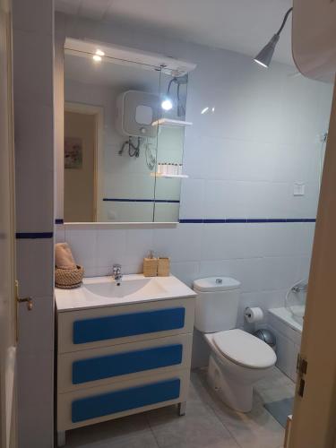 Ένα μπάνιο στο Nice flat in Arrecife - perfect location