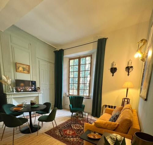 T2 calme vieux Tours Basilique