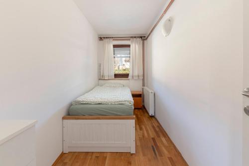 Ένα ή περισσότερα κρεβάτια σε δωμάτιο στο Holiday Home Kersnik