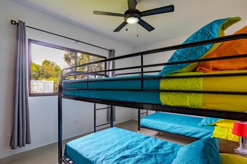 Двох'ярусне ліжко або двоярусні ліжка в номері Beautiful Family Home in Boquete