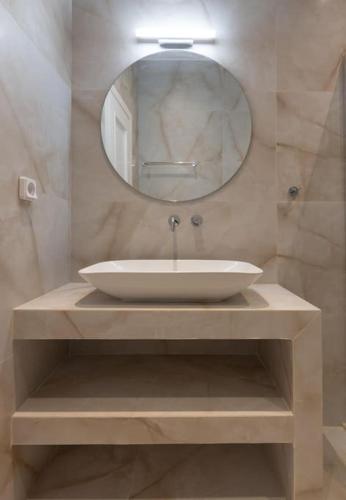Modern Apartment in Ipitou, Plaka
