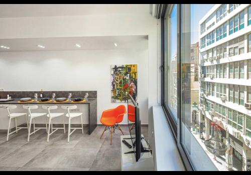 Hermes Apartments