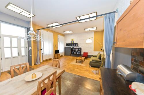 Cozy Loft at Opera 1065 Budapest, Révay utca 22 kép - 3