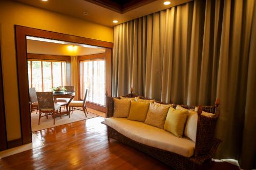 Posezení v ubytování Highland Bali Villas, Resort and Spa