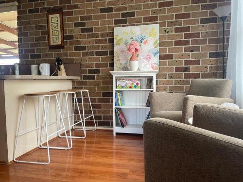 Φωτογραφία από το άλμπουμ του Canberra Hospital Locum Welcome - 2BR House σε Harman