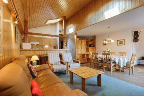 Savoleyres 35 Centrally placed ski in/out apartment next to lift with garage