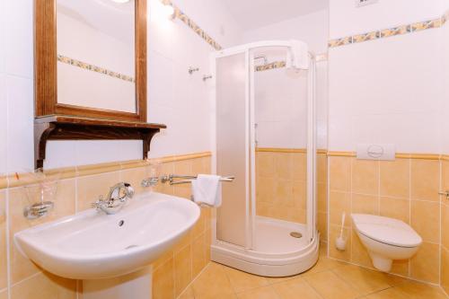 Gallery image of Hotel Abalone in Crikvenica