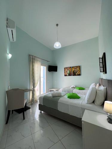 Gallery image of Myrto Hotel in Koufonisia