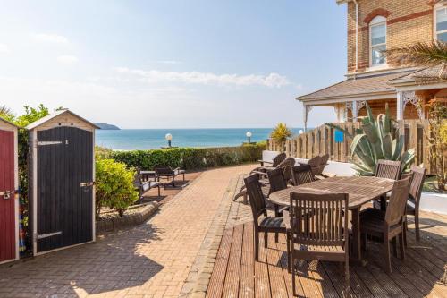 8 Hartland House – Photos 2