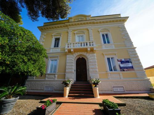 Gallery image of Villa San Domenico in Castiglioncello