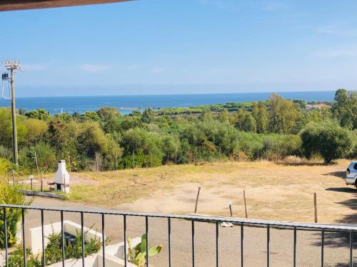 Villetta Arborea Vista Mare