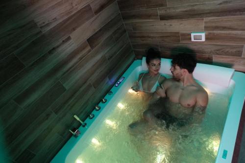 สระว่ายน้ำที่อยู่ใกล้ ๆ หรือใน Nid’Amour suite&spa