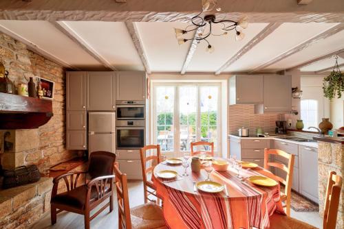 Dapur atau dapur kecil di Léchiagat - Maison du Port