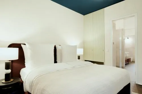 The Garden Suites by Suite030 photo 18